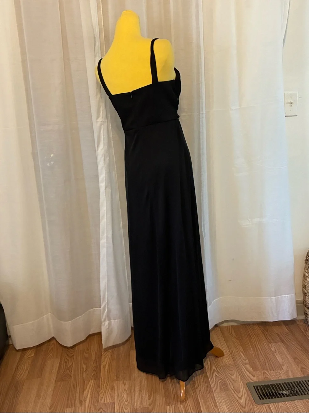dressbarn Black Maxi Evening Dress with Ruched Bodice Size 6 - Picture 3 of 7